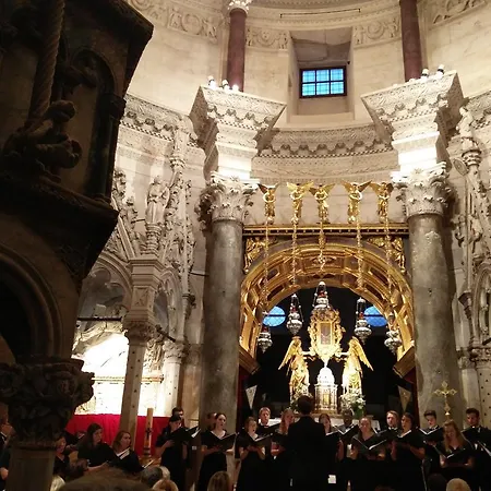 Barbara Centrum * Spalato